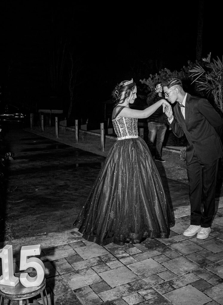 debutante (14)