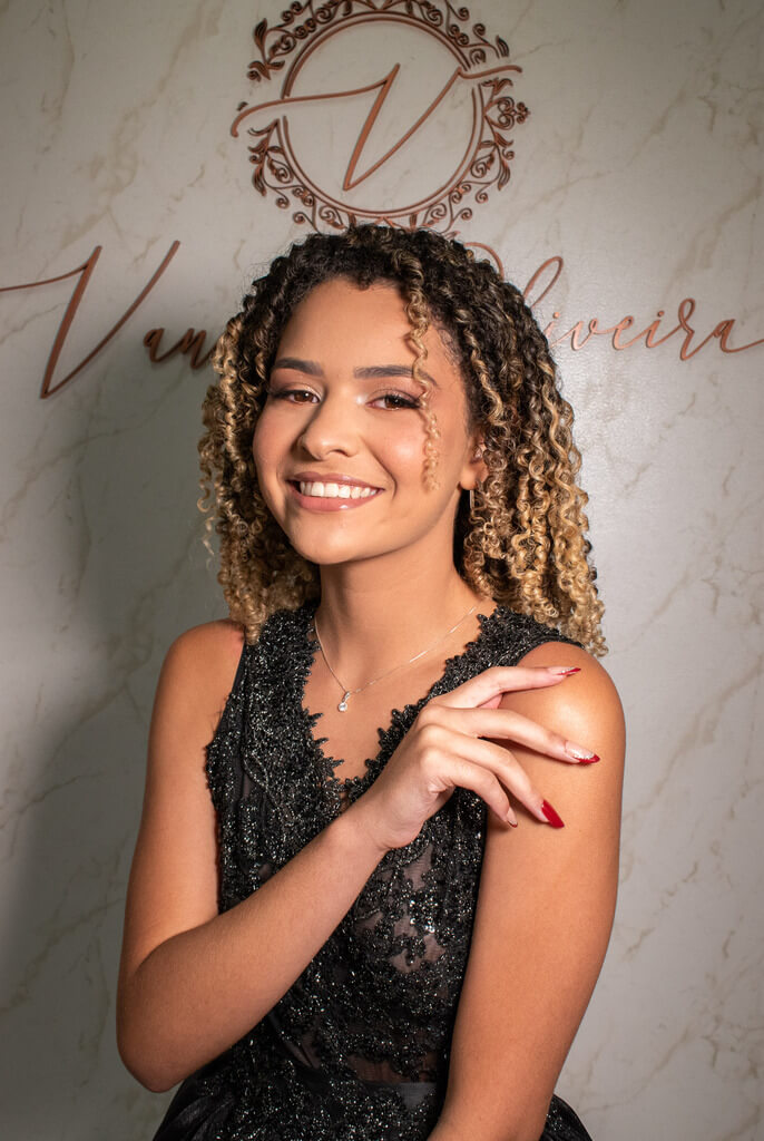 debutante (16)