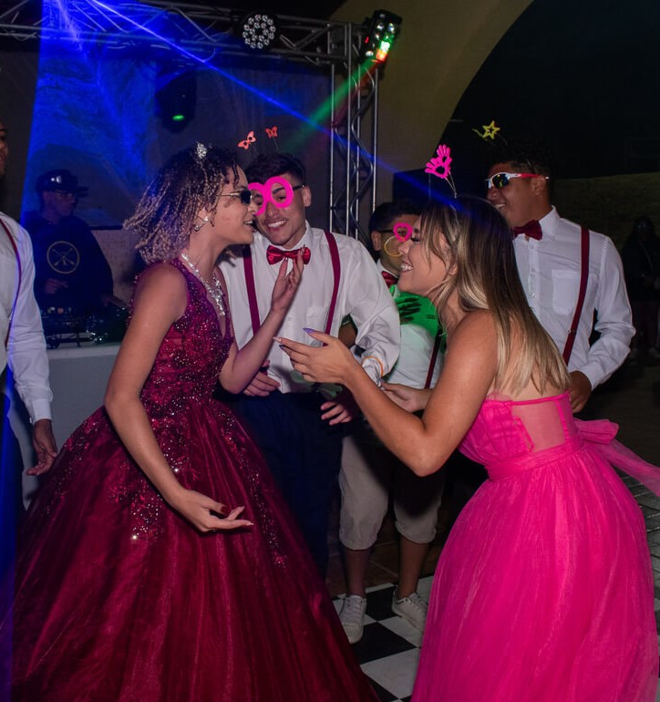 debutante (20)