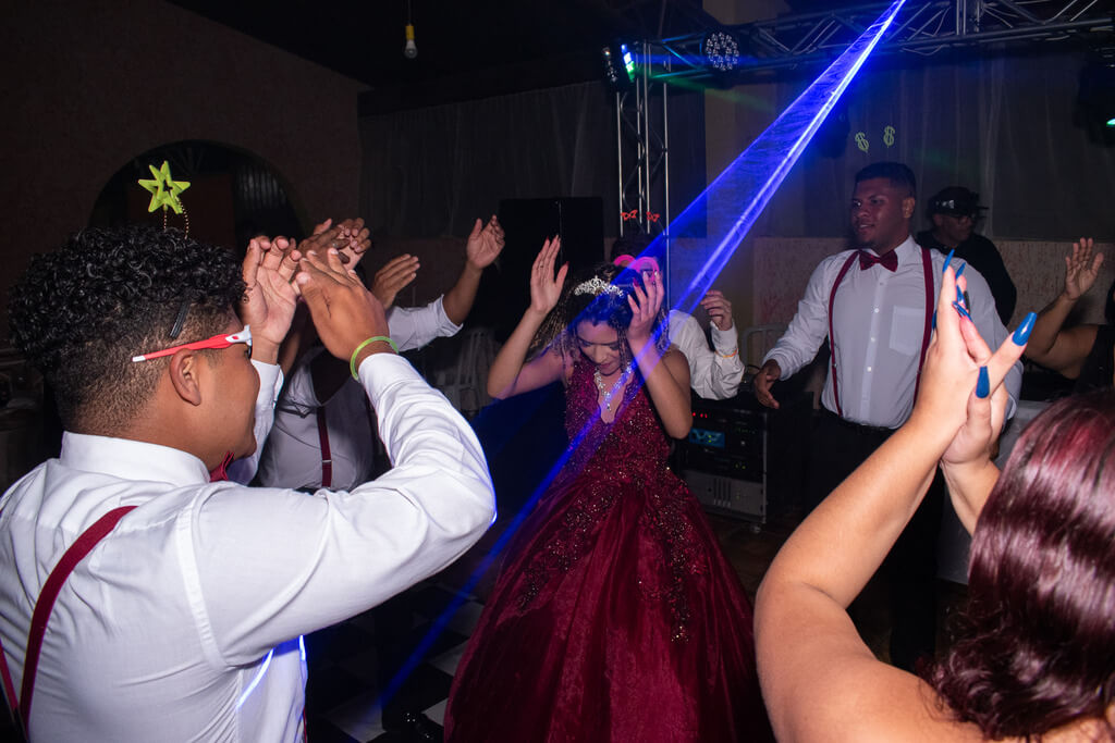 debutante (21)